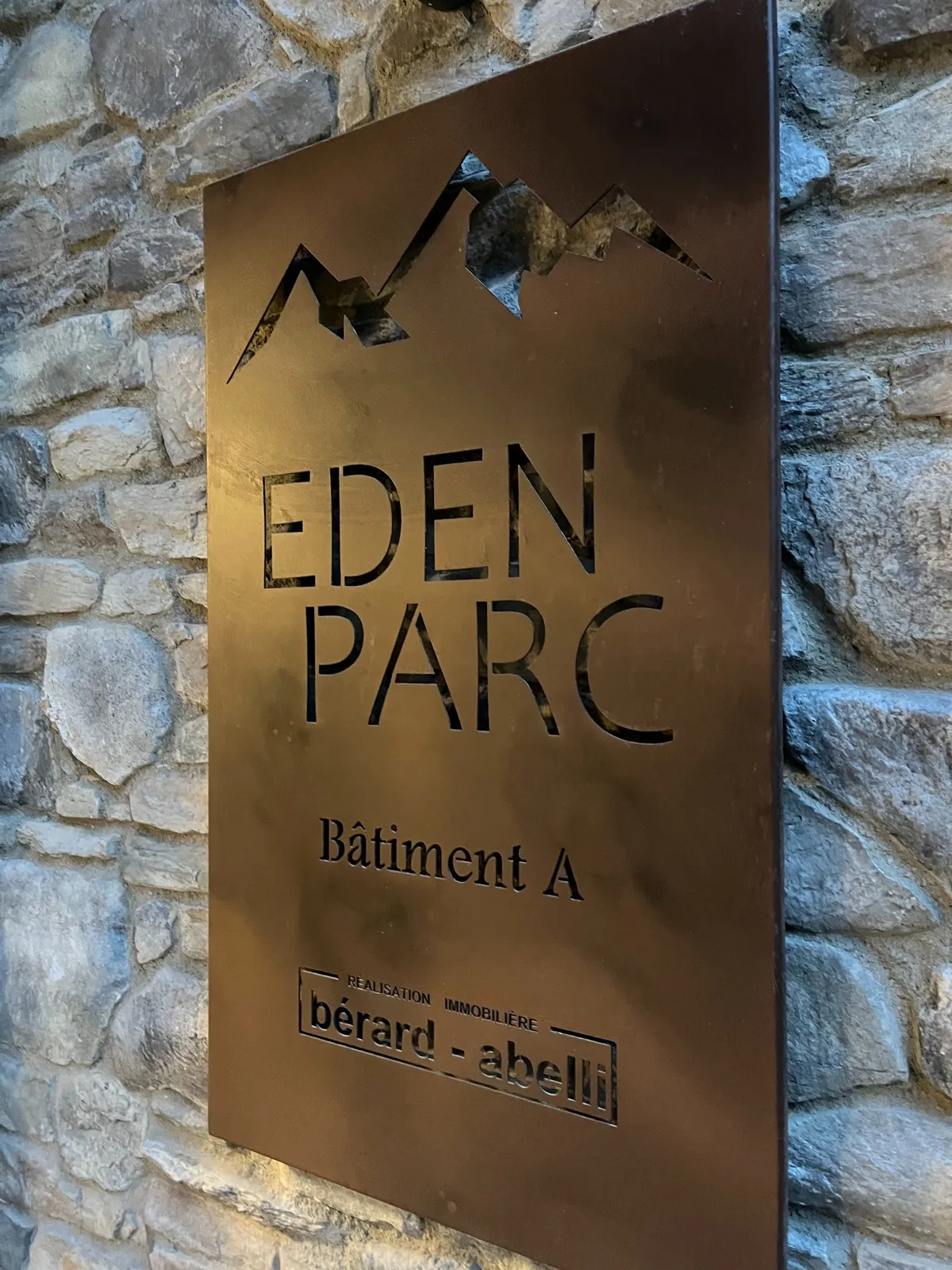 Eden Parc sign